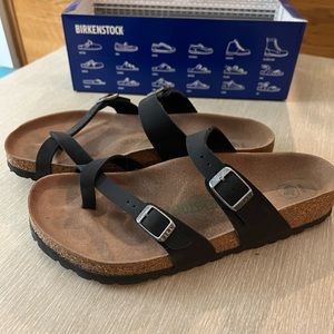 Birkenstock Mayari Vegan - Birkibuc in Black * Women’s size 9 (40) * nearly new